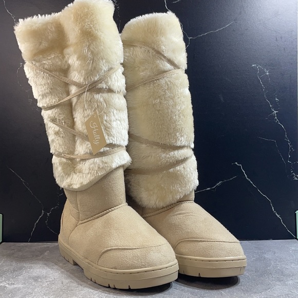 Holly x Shoes - Holly Tall Winter Boot Cream/White Size 8.5m
